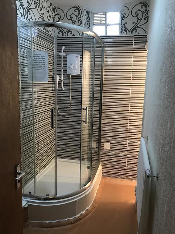 Victoria 3* Leicester