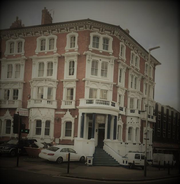 Victoria 3* Leicester