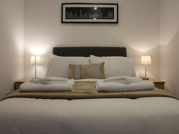 Stanley Manor House Serviced Leicester