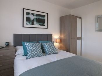 Stanley Manor House Serviced Hotel 3*
