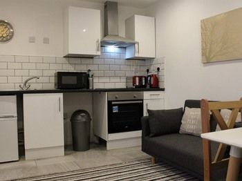 Stanley Manor House Serviced 3* Leicester