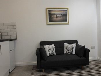 Stanley Manor House Serviced Leicester