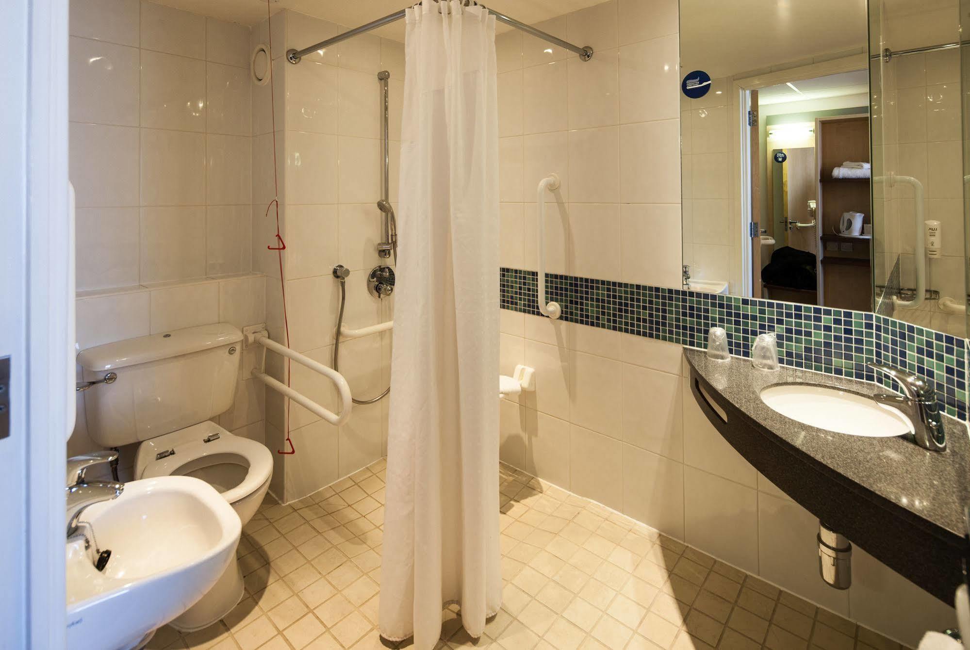 Hotel Express By Ihg Leicester