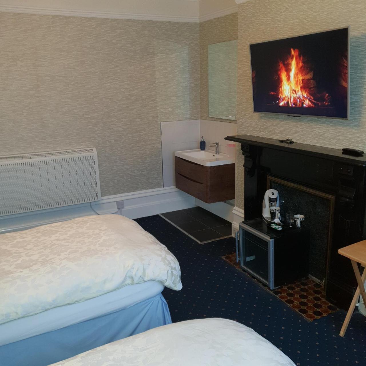 Abinger Guest house Leicester