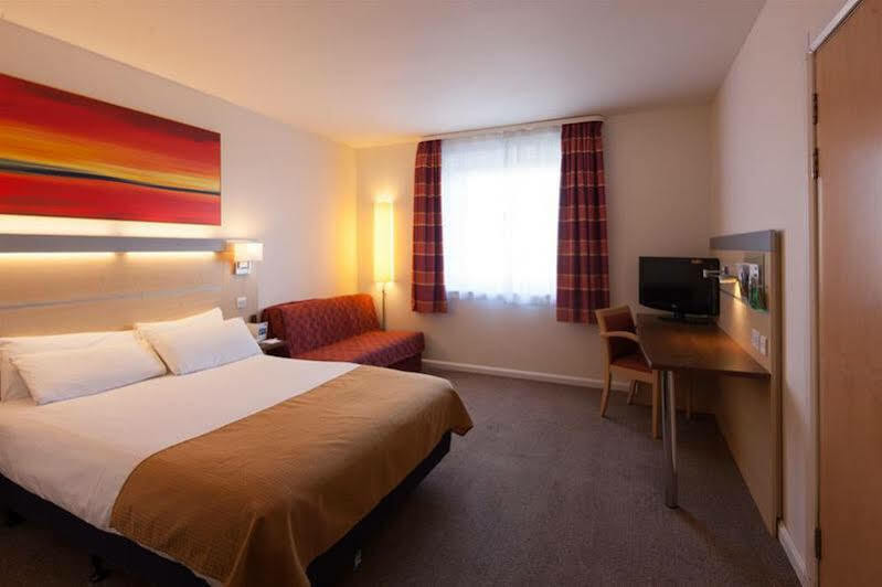 Hotel Express By Ihg Leicester