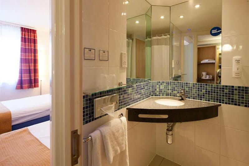 Hotel Express By Ihg 3*