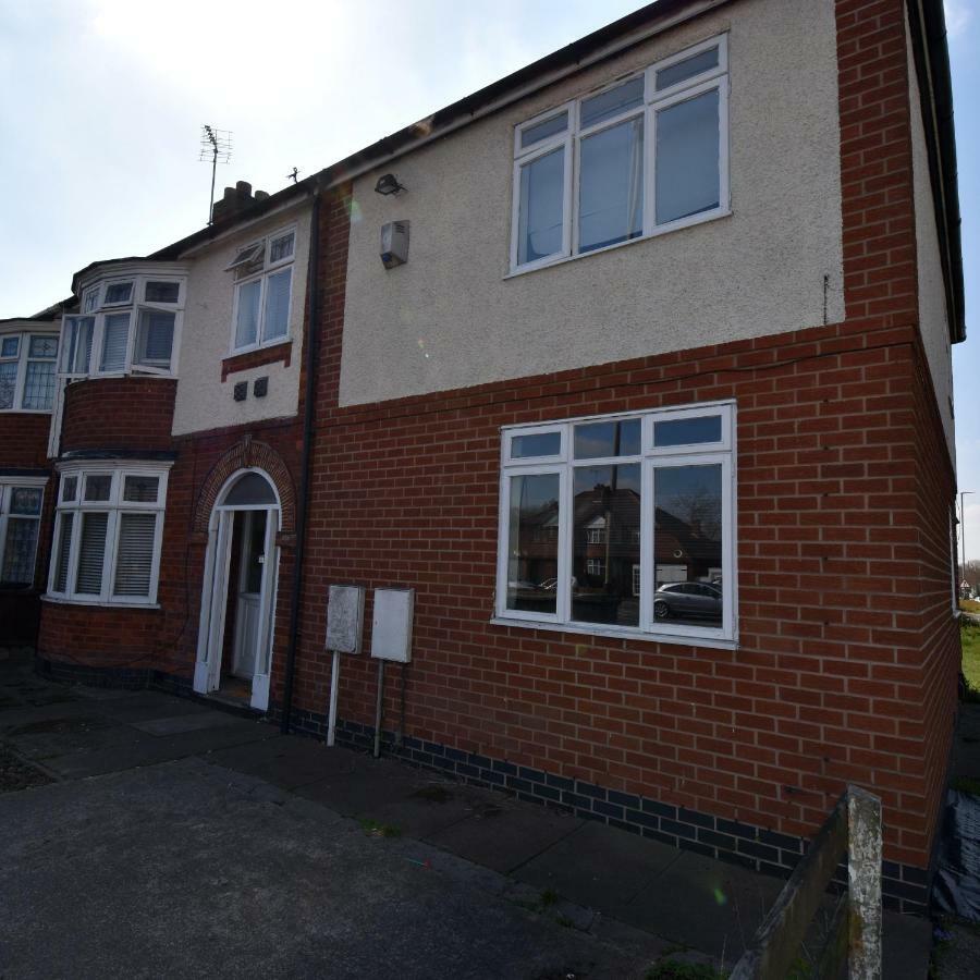 Racecourse House Guest house *