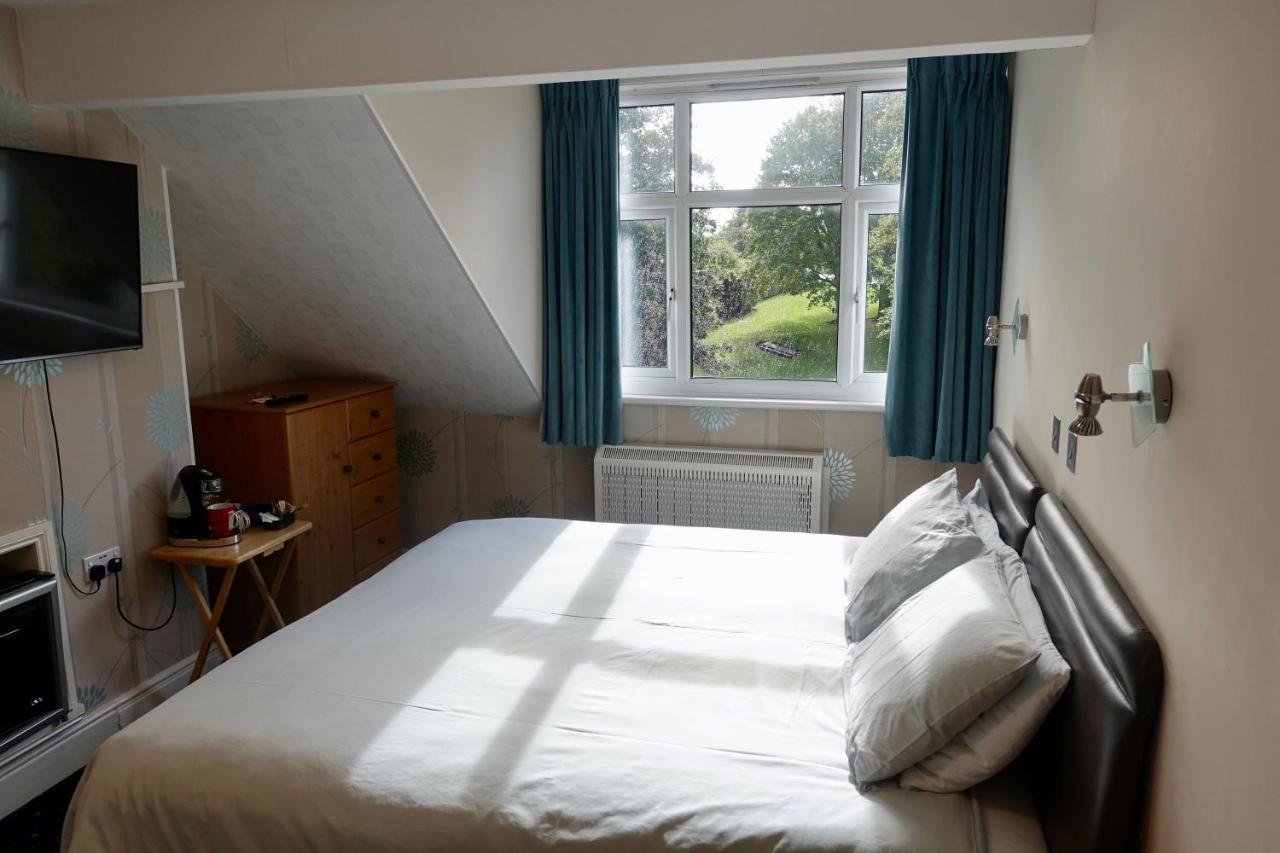Abinger Guest house