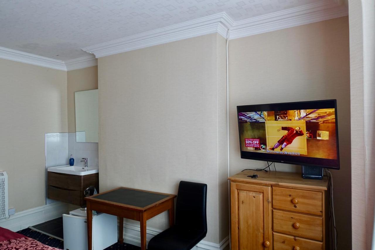 Guest house Abinger Leicester